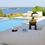 Cloud 9 D3 Villa Tkon