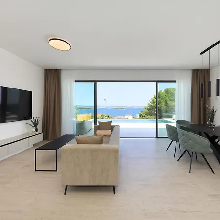 Cloud 9 D3 Villa Tkon