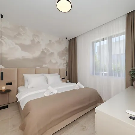 Cloud 9 D3 Villa Tkon